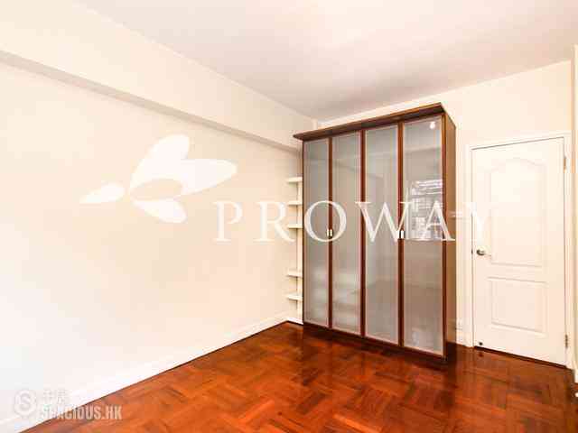 Mid Levels Central - 6B-6E, Bowen Road 04