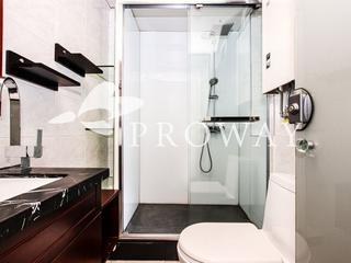 Mid Levels Central - 6B-6E, Bowen Road 05