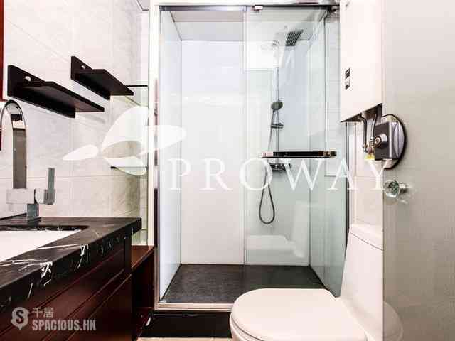 Mid Levels Central - 6B-6E, Bowen Road 05