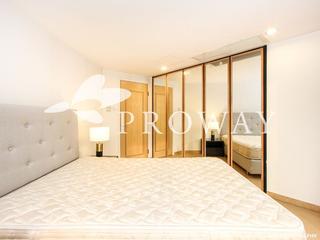 Wan Chai - Convention Plaza Apartments 08