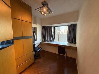 Mid Levels West - Euston Court Block 2 08