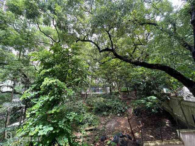 Mid Levels West - Hing Wah Mansion Block B 02