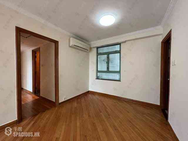 Mid Levels Central - Goldwin Heights 06