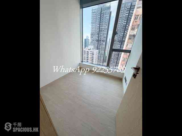 Sai Ying Pun - Upper Manor 06