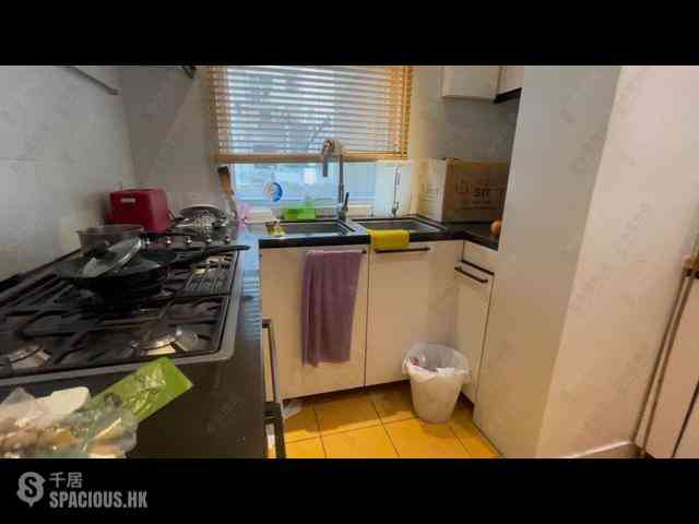 Mid Levels West - Realty Gardens Paris Court (Block 2) Paris Court 03