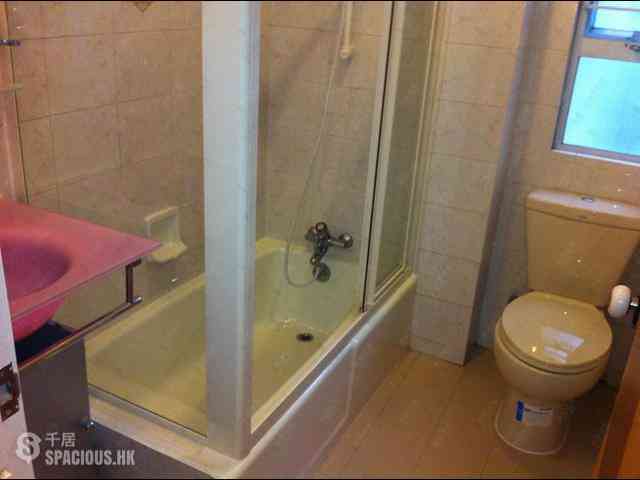 Mid Levels West - Realty Gardens Paris Court (Block 2) Paris Court 14