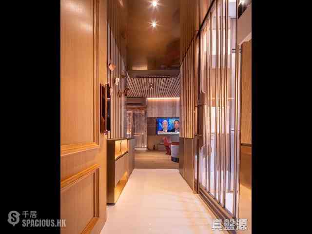 Mid Levels Central - Hillsborough Court 03