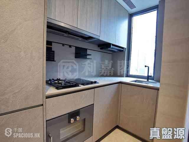 炮台山 - 101 Kings Road 05