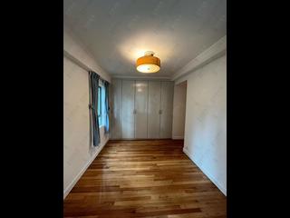 Mid Levels Central - Goldwin Heights 03