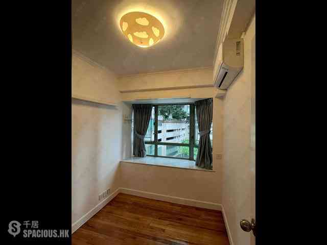 Mid Levels Central - Goldwin Heights 06