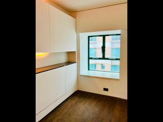 Mid Levels East - Monmouth Place 03