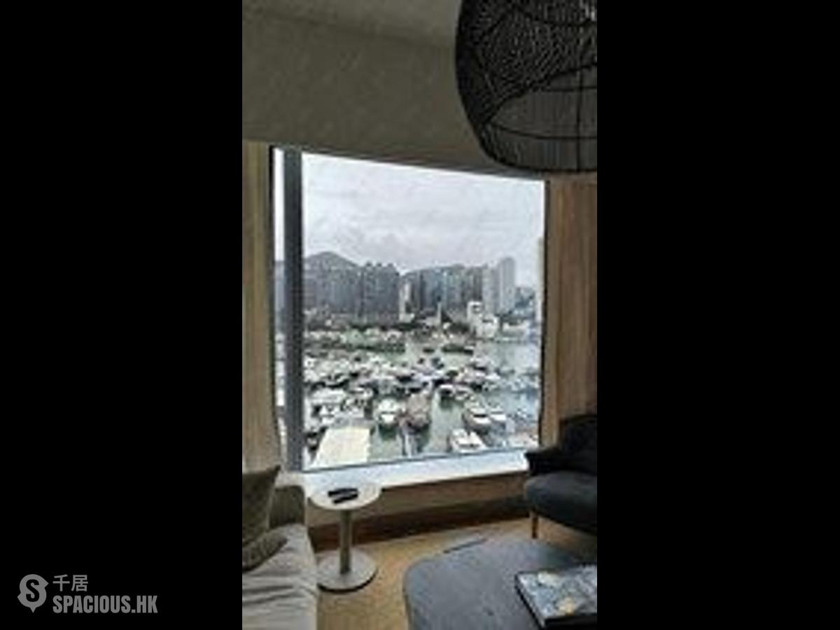 鴨脷洲 - 南湾8座 01