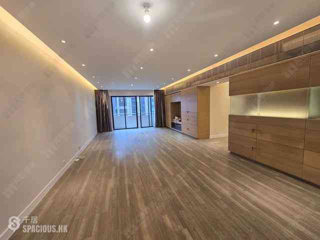 Mid Levels Central - Wilshire Park 05