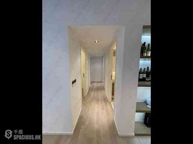 Mid Levels West - Realty Gardens Rome Court (Block 4) Rome Court 09