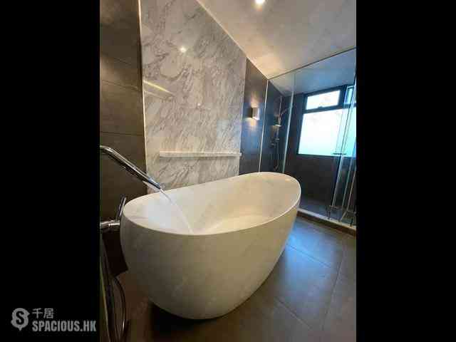 Mid Levels West - Realty Gardens Rome Court (Block 4) Rome Court 11
