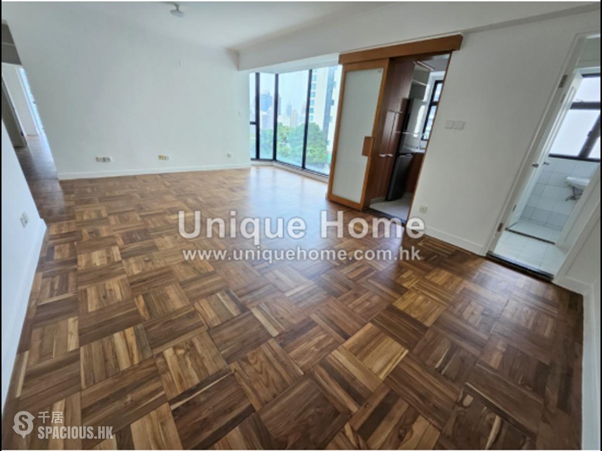 Mid Levels East - Kennedy Court 01