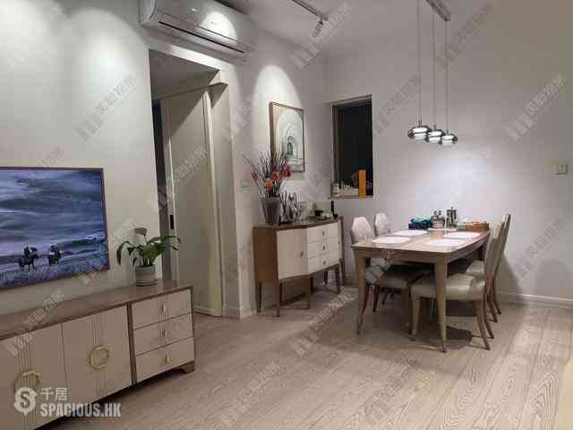 Sai Ying Pun - Island Crest 05