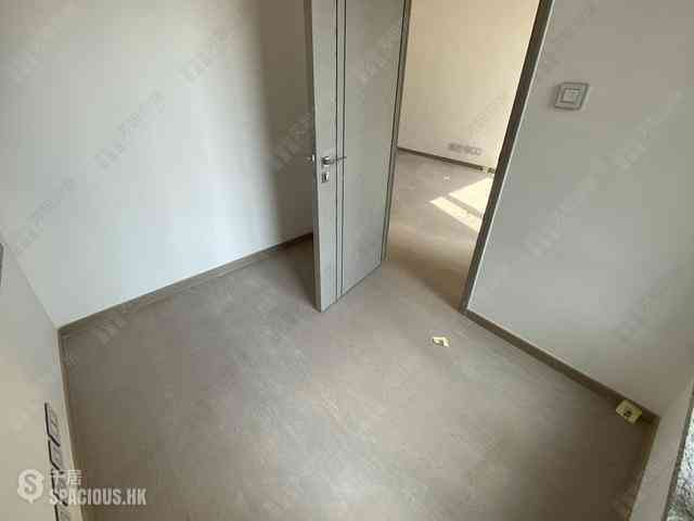 Wong Chuk Hang - The Southside Phase 3B Blue Coast 08