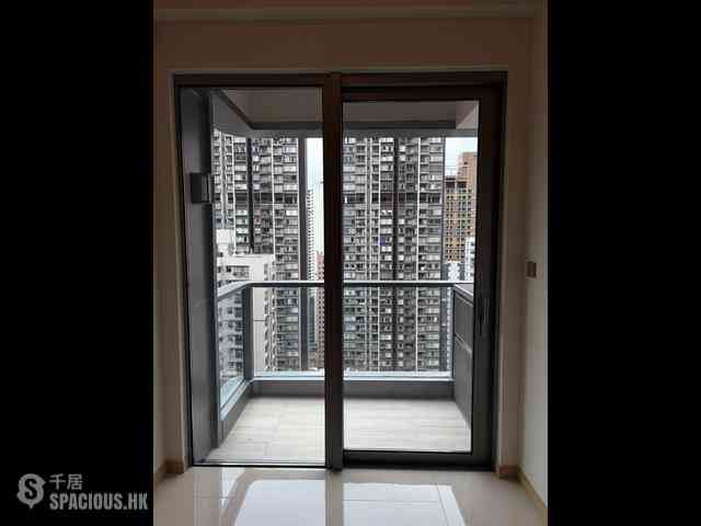 Sai Ying Pun - Upper Manor 06
