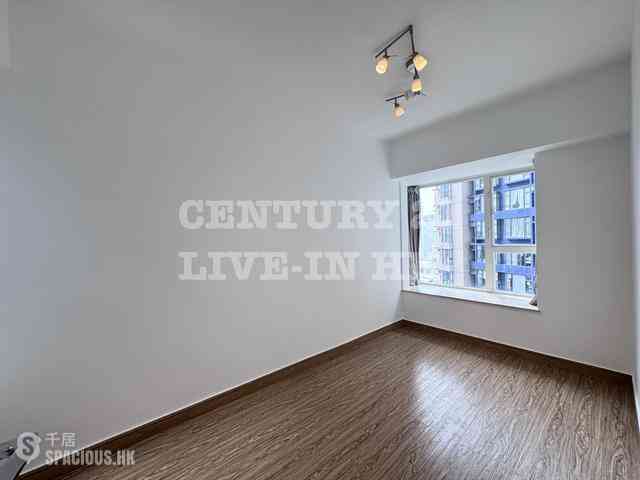Soho - Centrestage Block 1 06