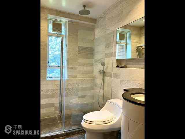 Mid Levels Central - Hillsborough Court 03