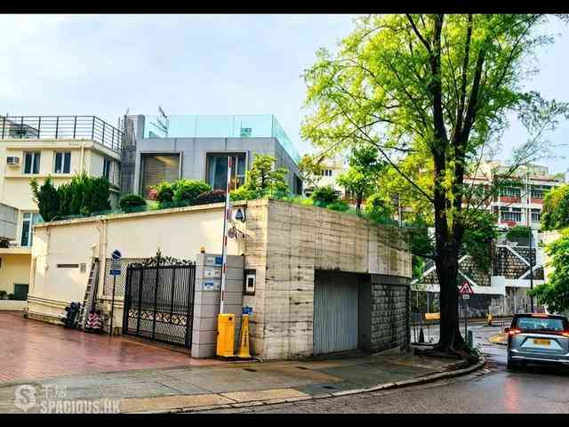 Jardines Lookout - Jardine Terrace 01