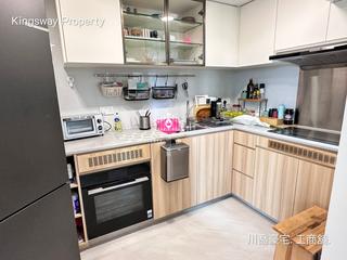 Mid Levels Central - Goldwin Heights 04