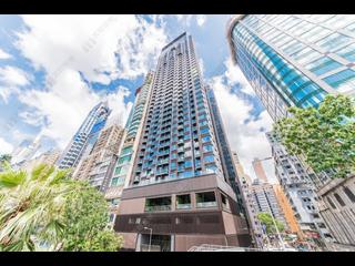 Wan Chai - The Gloucester 12