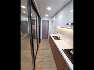 Tai Koo Shing - Tai Koo Shing Sing Fai Terrace Ngan Sing Mansion 04