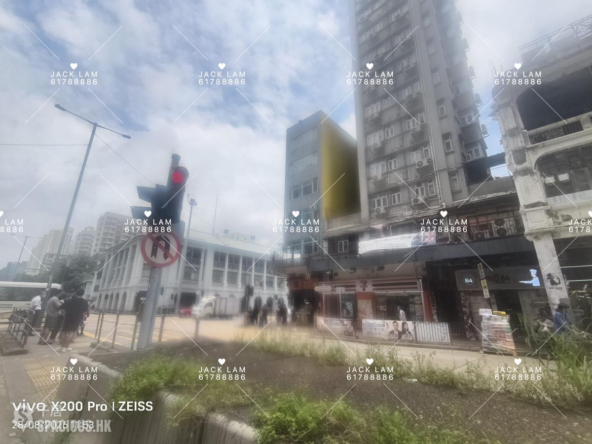 Sham Shui Po - 37, Yen Chow Street 01