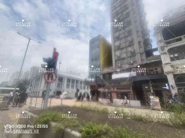 Sham Shui Po - 37, Yen Chow Street 01