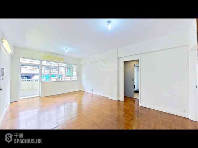 Mid Levels Central - 6B-6E, Bowen Road 05