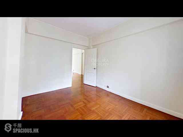 Mid Levels Central - 6B-6E, Bowen Road 26