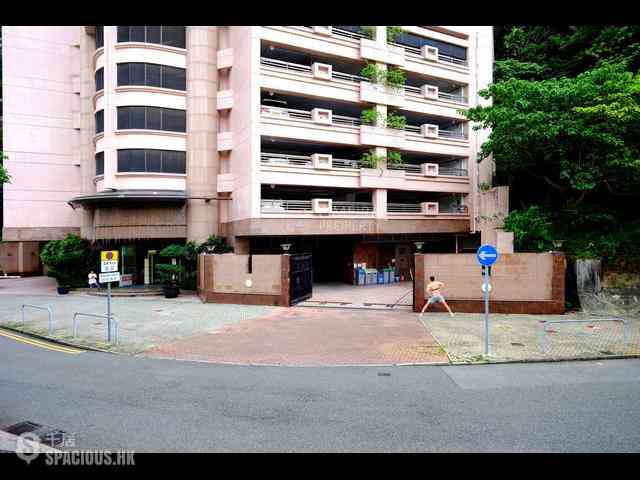 Mid Levels Central - 6B-6E, Bowen Road 32