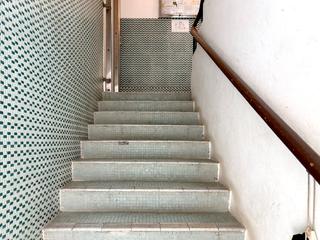 Mid Levels Central - 6B-6E, Bowen Road 33
