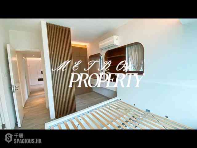 Sai Ying Pun - Centre Place 05