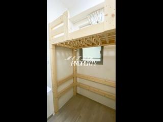 Sai Ying Pun - Centre Place 08