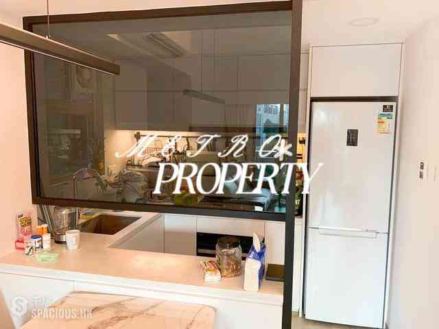 Sai Ying Pun - Centre Place 14
