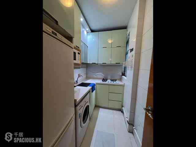 Tung Chung - Coastal Skyline Phase 1 Block 1 05