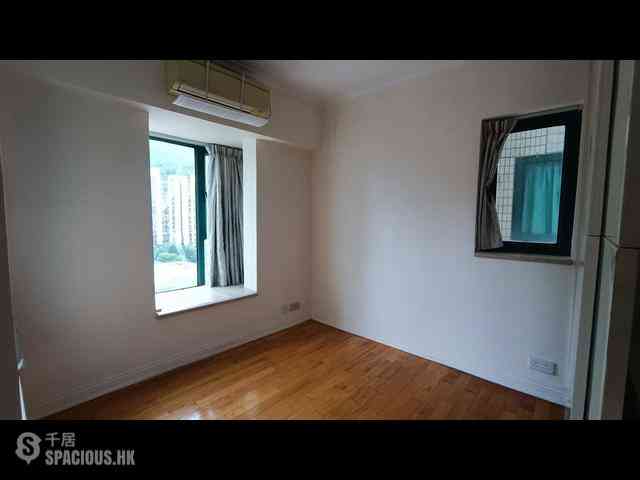 Kennedy Town - University Heights 02