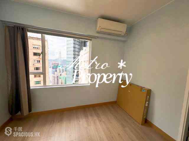 Mid Levels Central - Merry Court 04