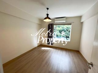 Mid Levels Central - Merry Court 10