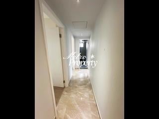 Mid Levels Central - Merry Court 11