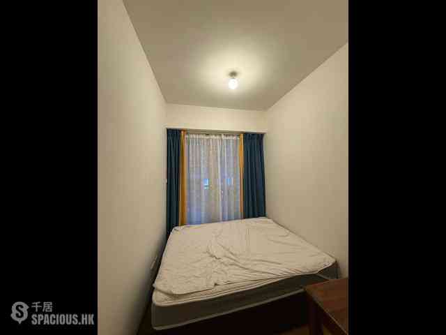 Tseung Kwan O - The Papillons Block 5 03