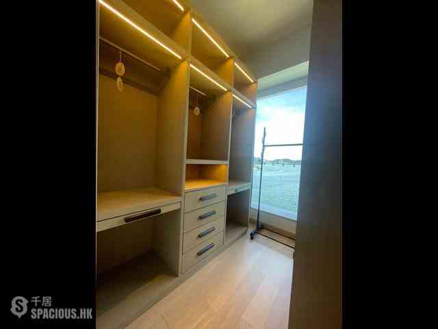 Tseung Kwan O - Monterey 12