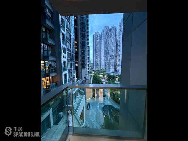 Tseung Kwan O - The Wings II 08