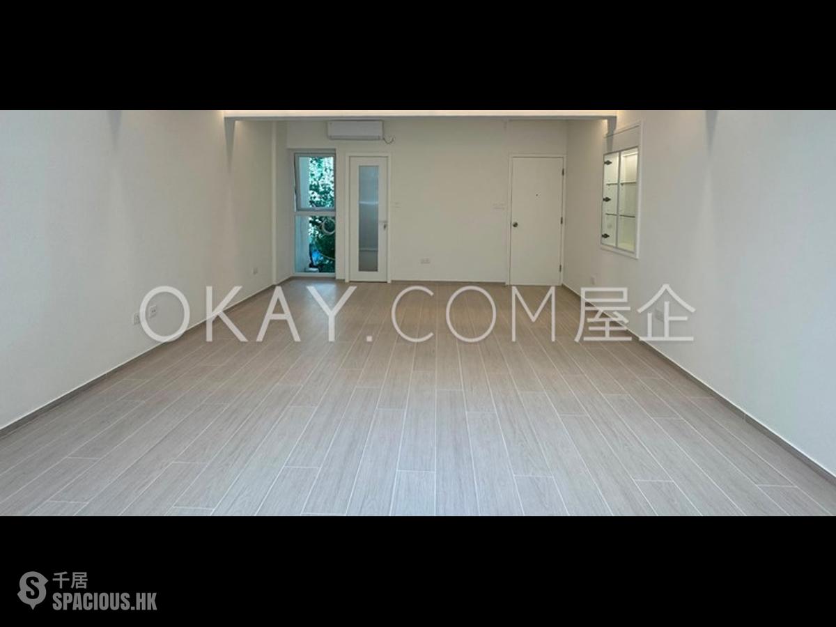 Wan Chai - 12, Sik On Street 01