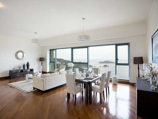 Repulse Bay - Fairmount Terrace 02