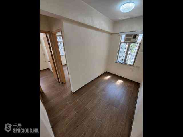 Sai Ying Pun - Golden Phoenix Court 02
