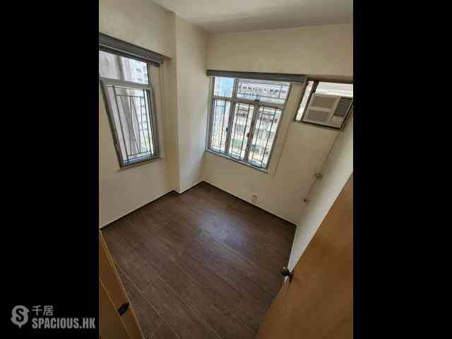 Sai Ying Pun - Golden Phoenix Court 08